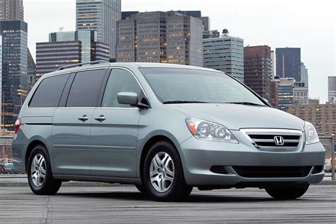 05 honda odyssey reviews|2005 honda odyssey specifications.